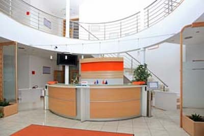 Office Renovation in Occupied Spaces: Phasing Without Downtime